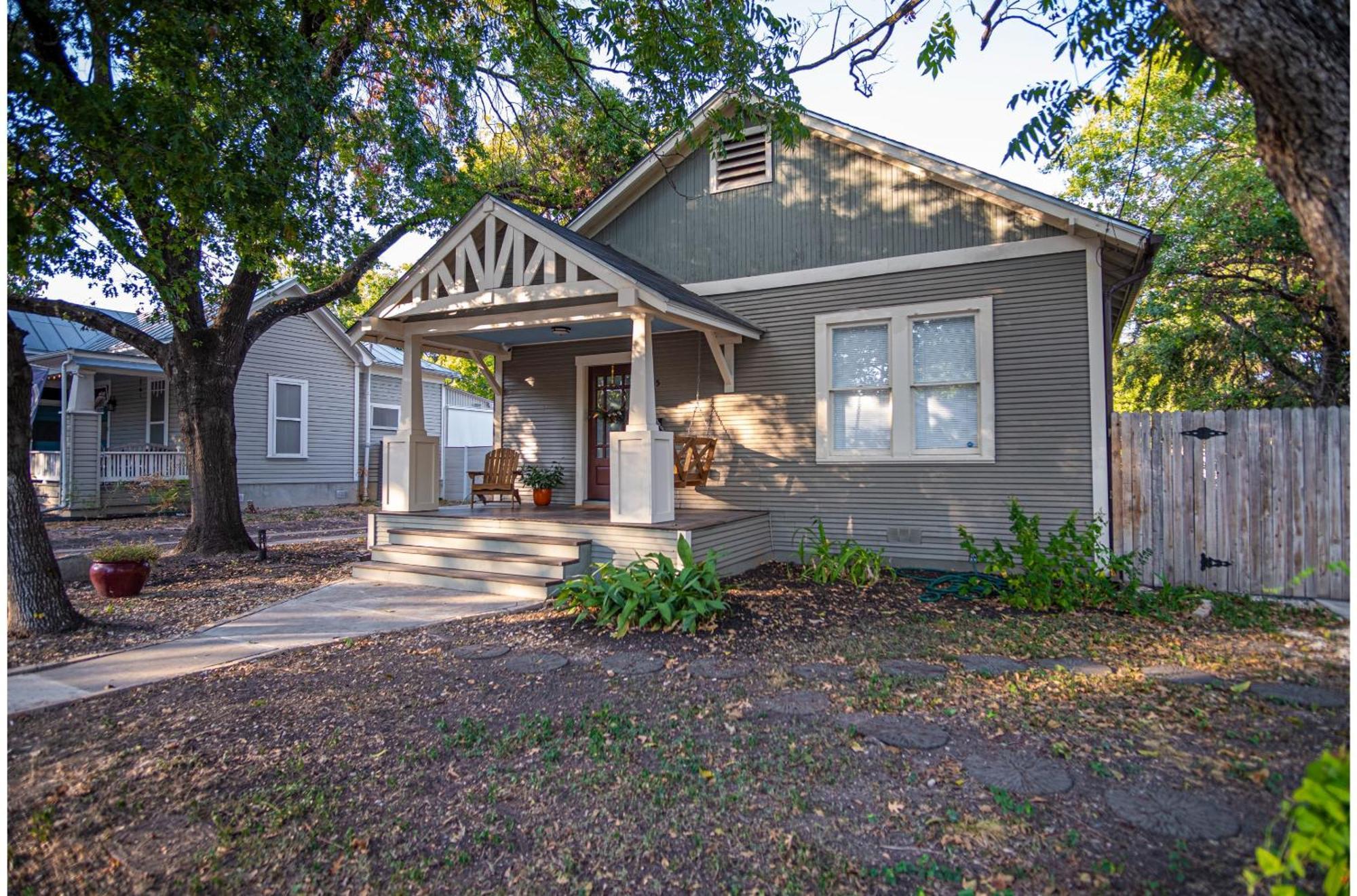 Chic Downtown Farmhouse With Garden And Bbq Grill San Antonio Eksteriør bilde